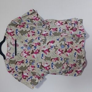 Disney drawfts snow white scrub top